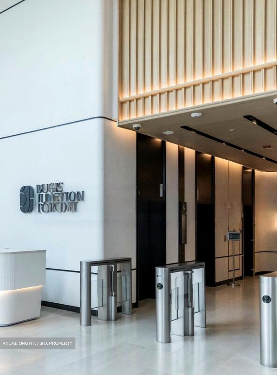 Bugis Junction (D7), Office #592830731